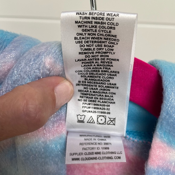 2 onesie Unicorn sleepers, perfect for sleepovers or twins! EUC both Girl 10/12 - Picture 5 of 5